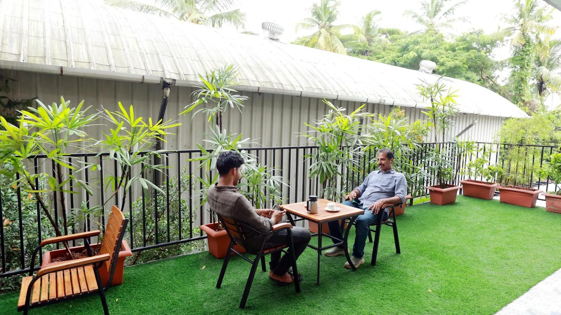Cmk Habitat Centre Otel Kochi